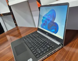 New Laptop HP 8GB Intel Core i5 SSD 256GB