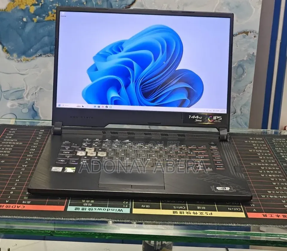 New Laptop Asus 16GB Intel Core i7 SSD 512GB