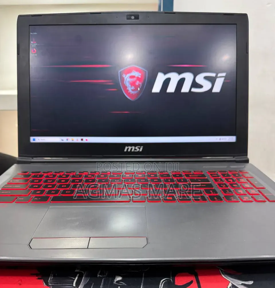 New Laptop MSI 16GB Intel Core i5 SSD 256GB