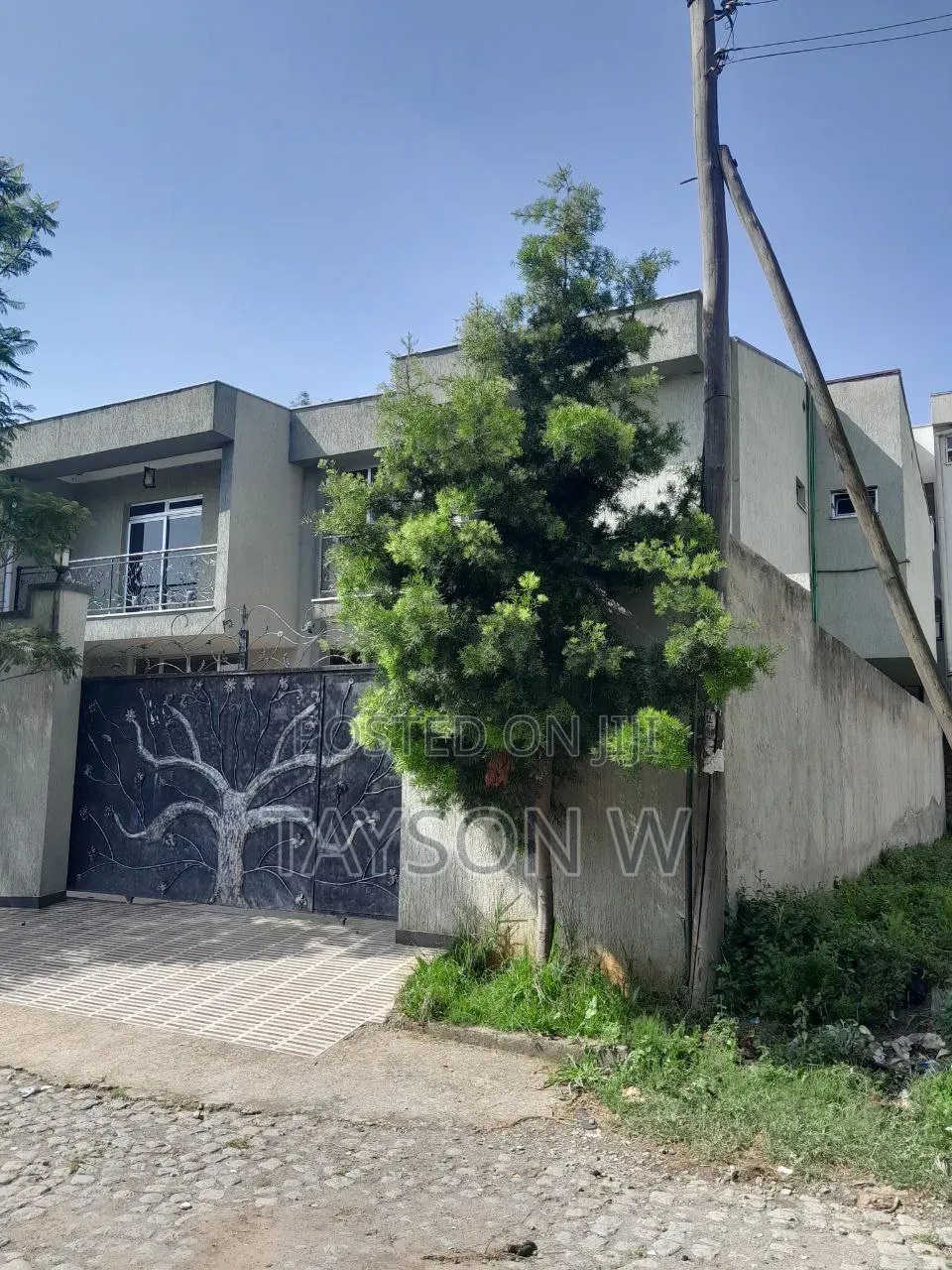 7bdrm House in Addis Ababa Ayat, Bole for sale