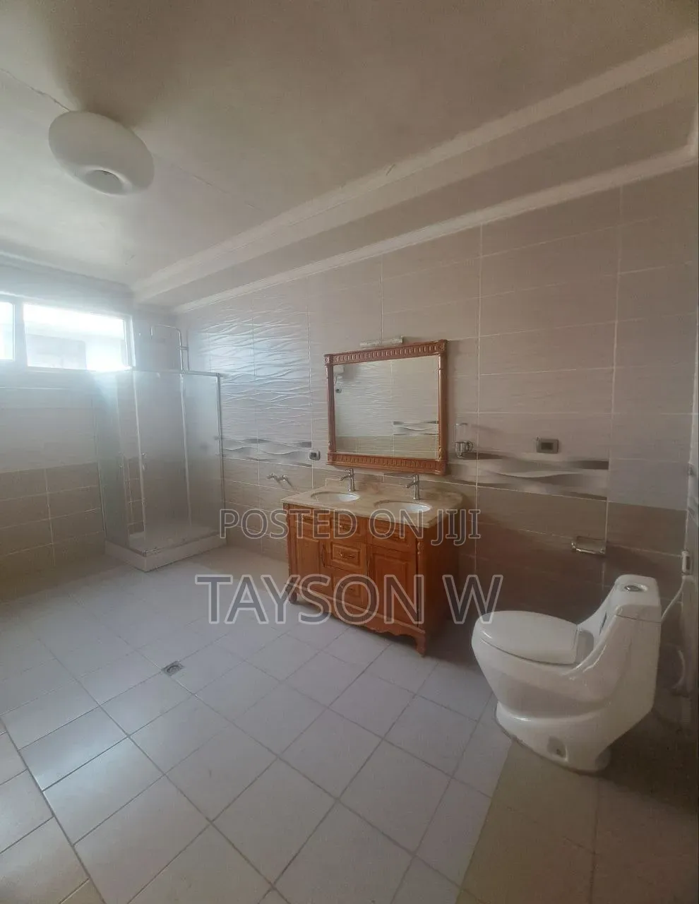 7bdrm House in Addis Ababa Ayat, Bole for sale