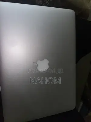 Laptop Apple MacBook 2013 8GB Intel Core i5 HDD 256GB