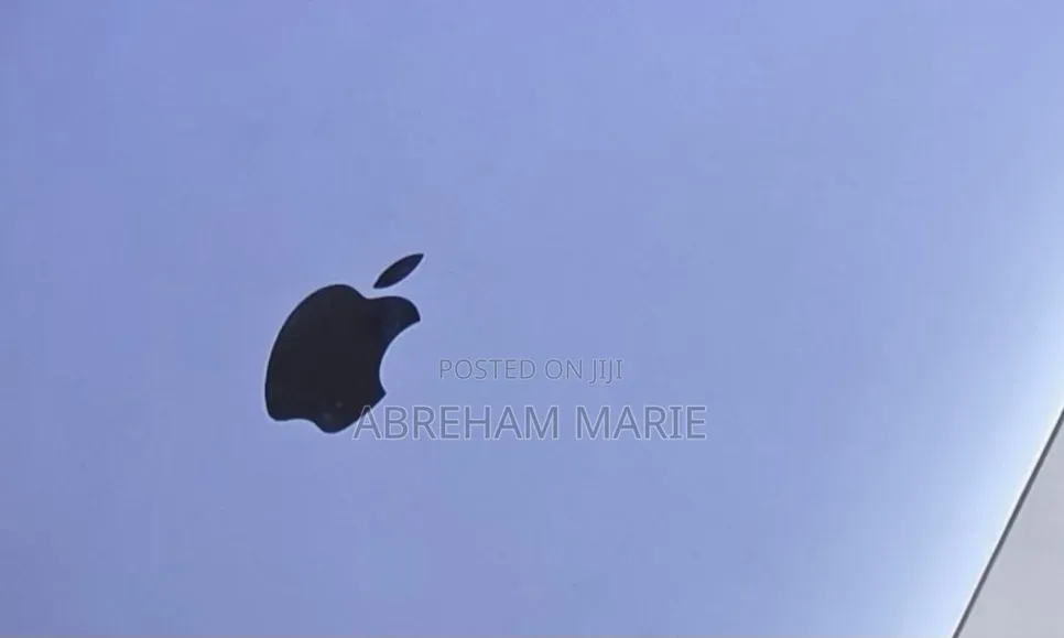 New Laptop Apple MacBook Air 2020 M1 16GB Apple M1 SSD 512GB