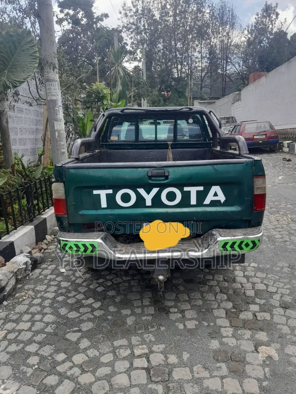 Toyota Hilux 2000 Green