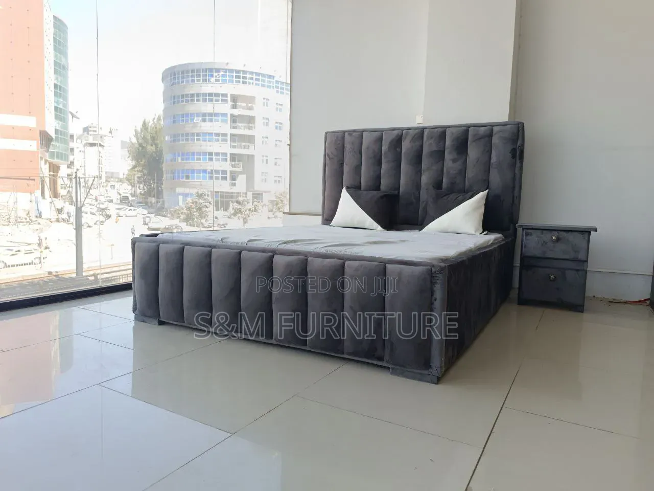 Plain 1.50 Meter Bed With Durability. አልጋ