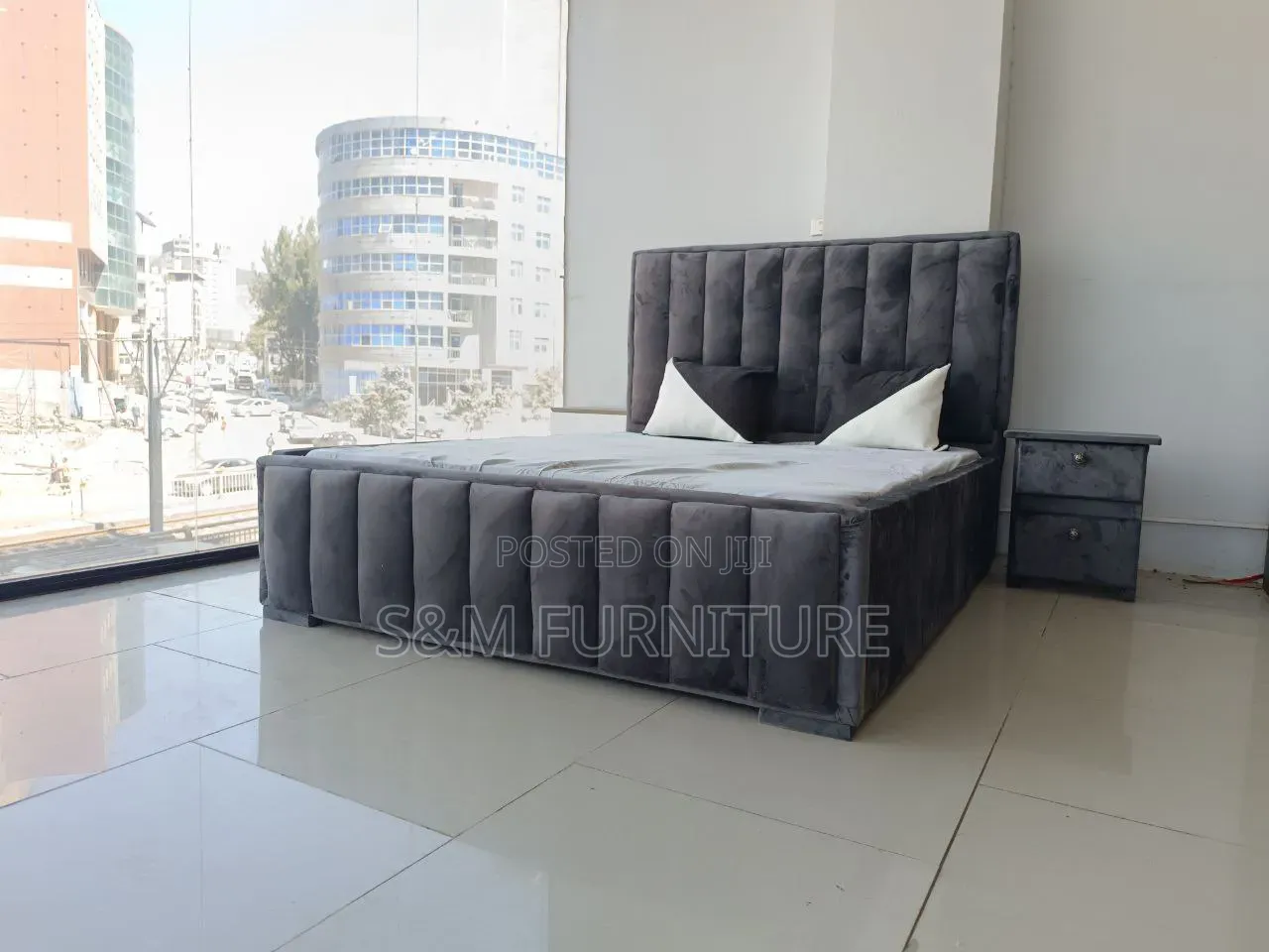 Plain 1.50 Meter Bed With Durability. አልጋ