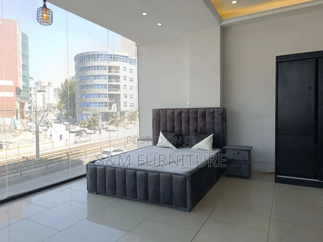 Plain 1.50 Meter Bed With Durability. አልጋ