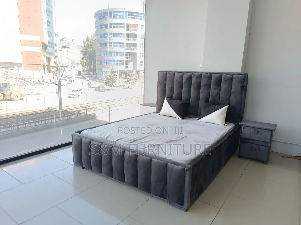Plain 1.50 Meter Bed With Durability. አልጋ