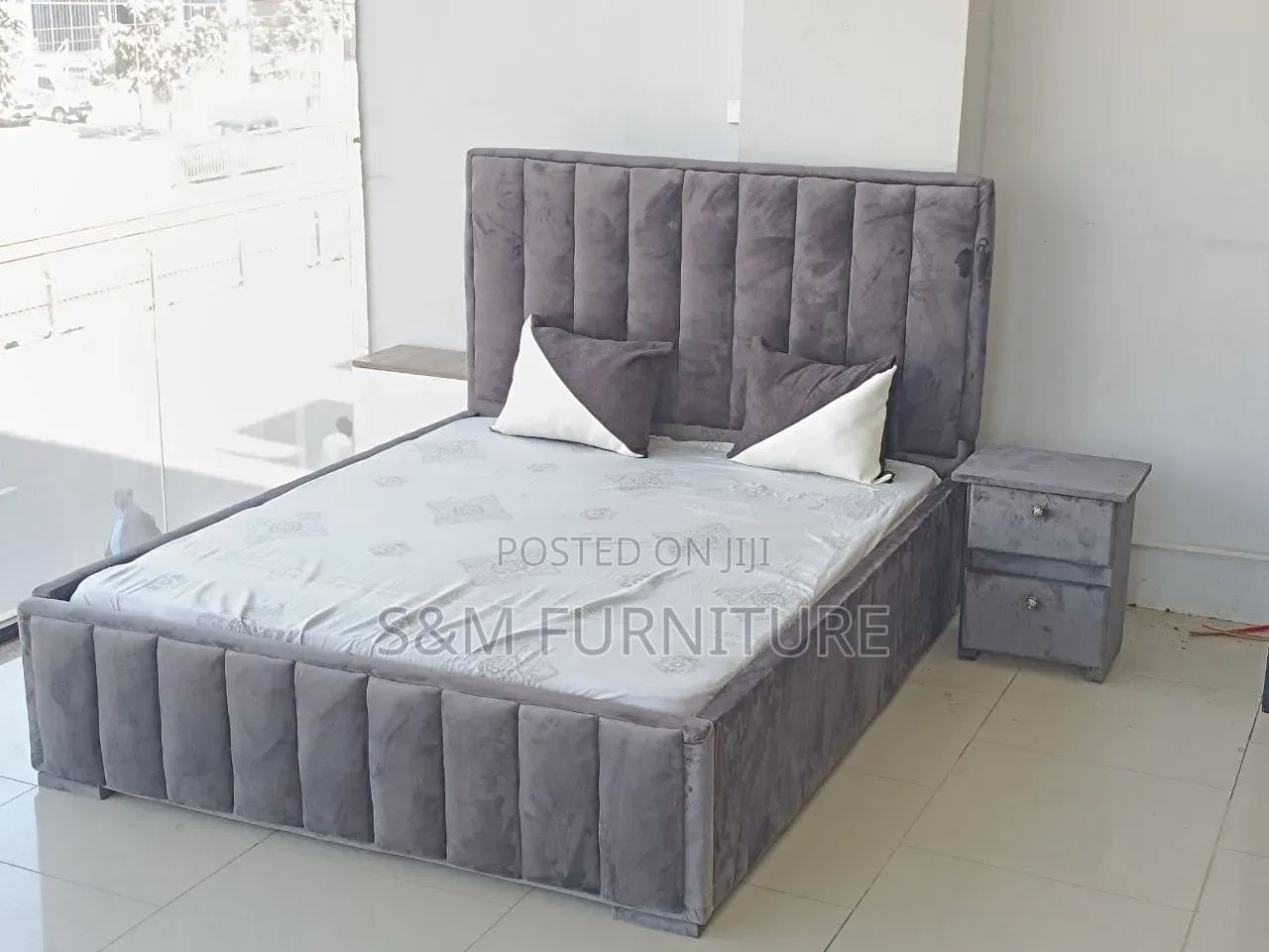 Plain 1.50 Meter Bed With Durability. አልጋ