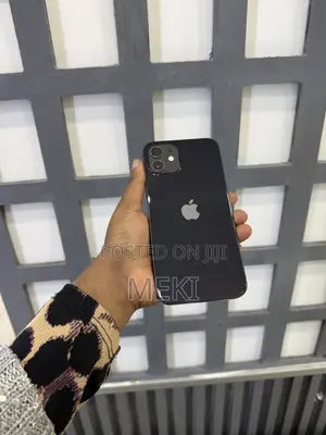 Apple iPhone 12 64 GB Black