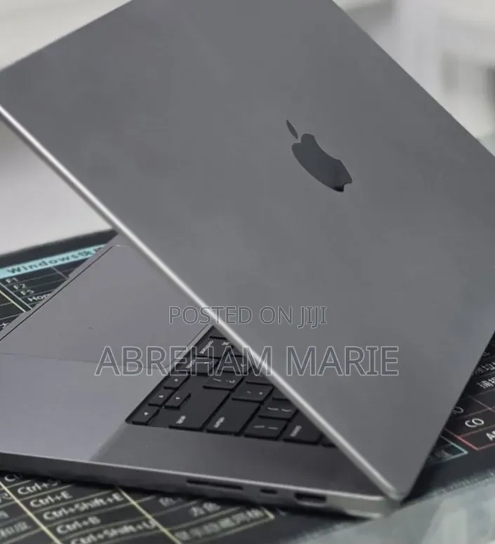 New Laptop Apple MacBook Pro 2021 M1 Max 32GB Apple M1 Max SSD 1T