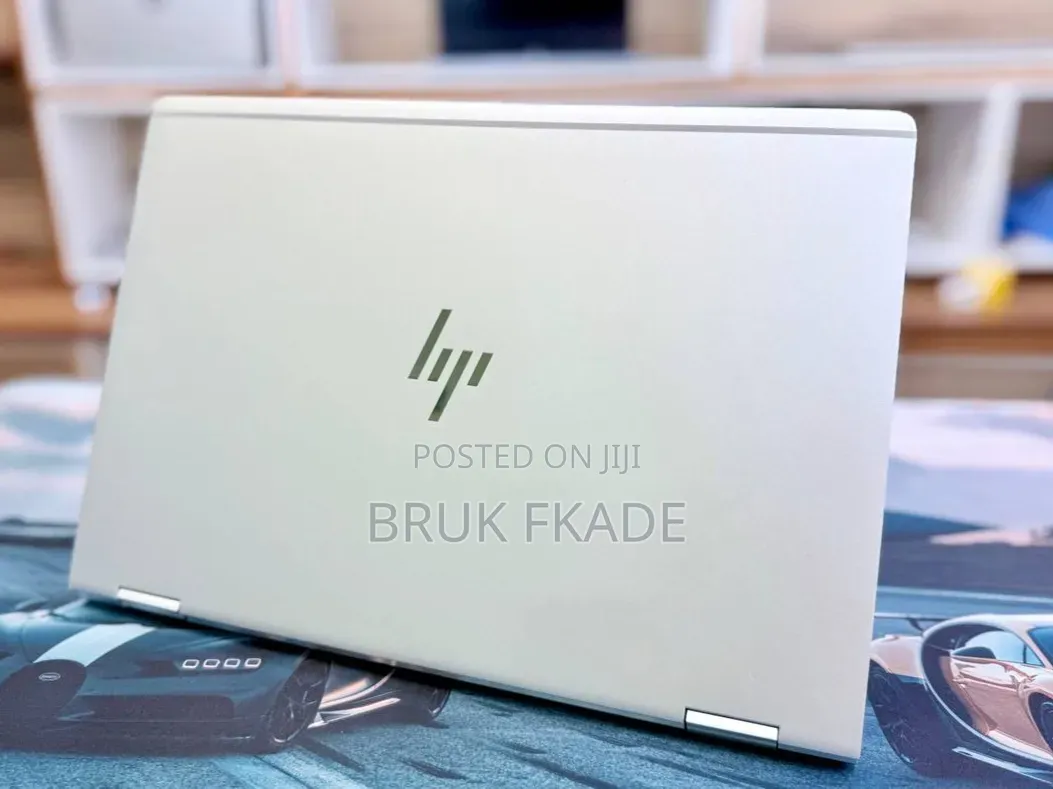 New Laptop HP Envy x360 8GB Intel Core i5 SSD 512GB