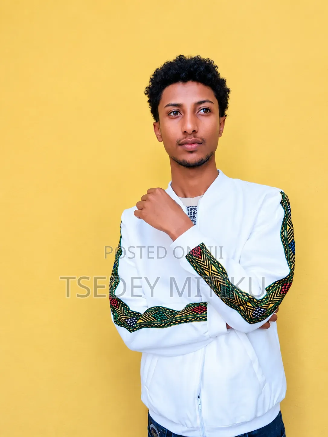 የወንድ የባህል ጃኬት