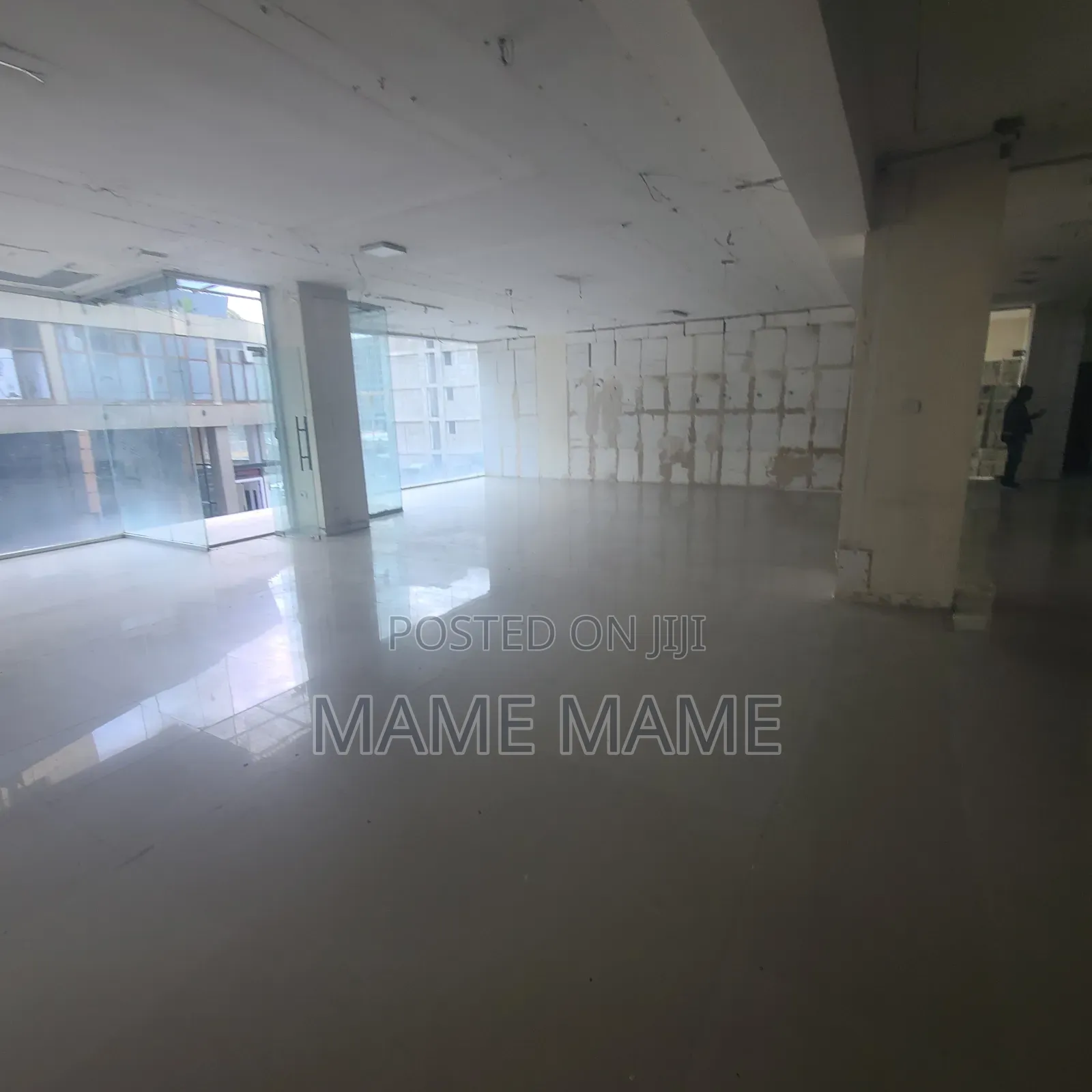 Sshopping Center for Rent