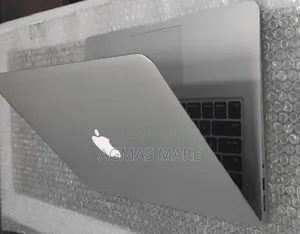 New Laptop Apple MacBook Air 2017 8GB Intel Core i5 SSD 128GB