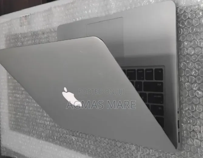 New Laptop Apple MacBook Air 2017 8GB Intel Core i5 SSD 128GB
