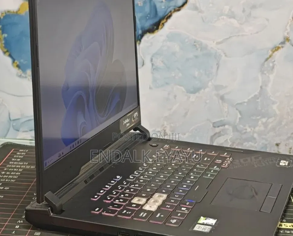 New Laptop Asus ROG Strix G15 16GB Intel Core i7 SSD 512GB