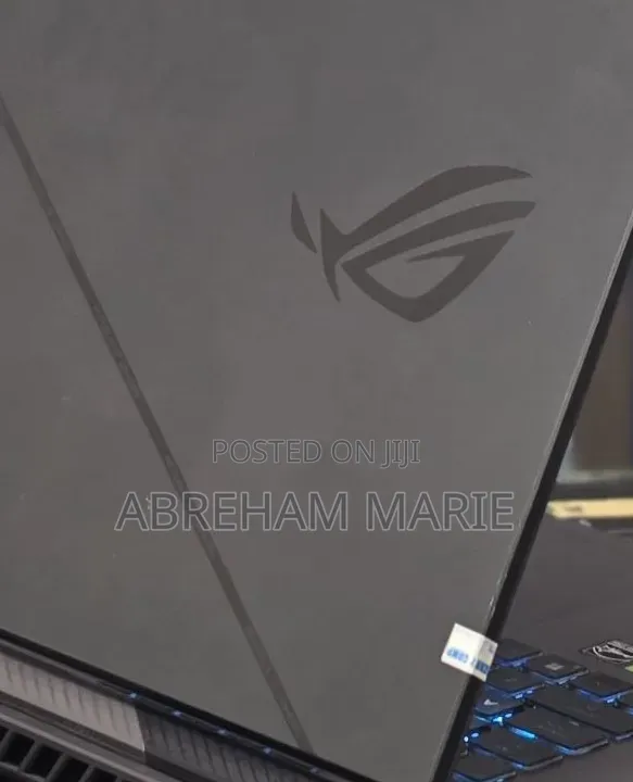 New Laptop Asus ROG Strix G15 16GB Intel Core i9 SSD 1T