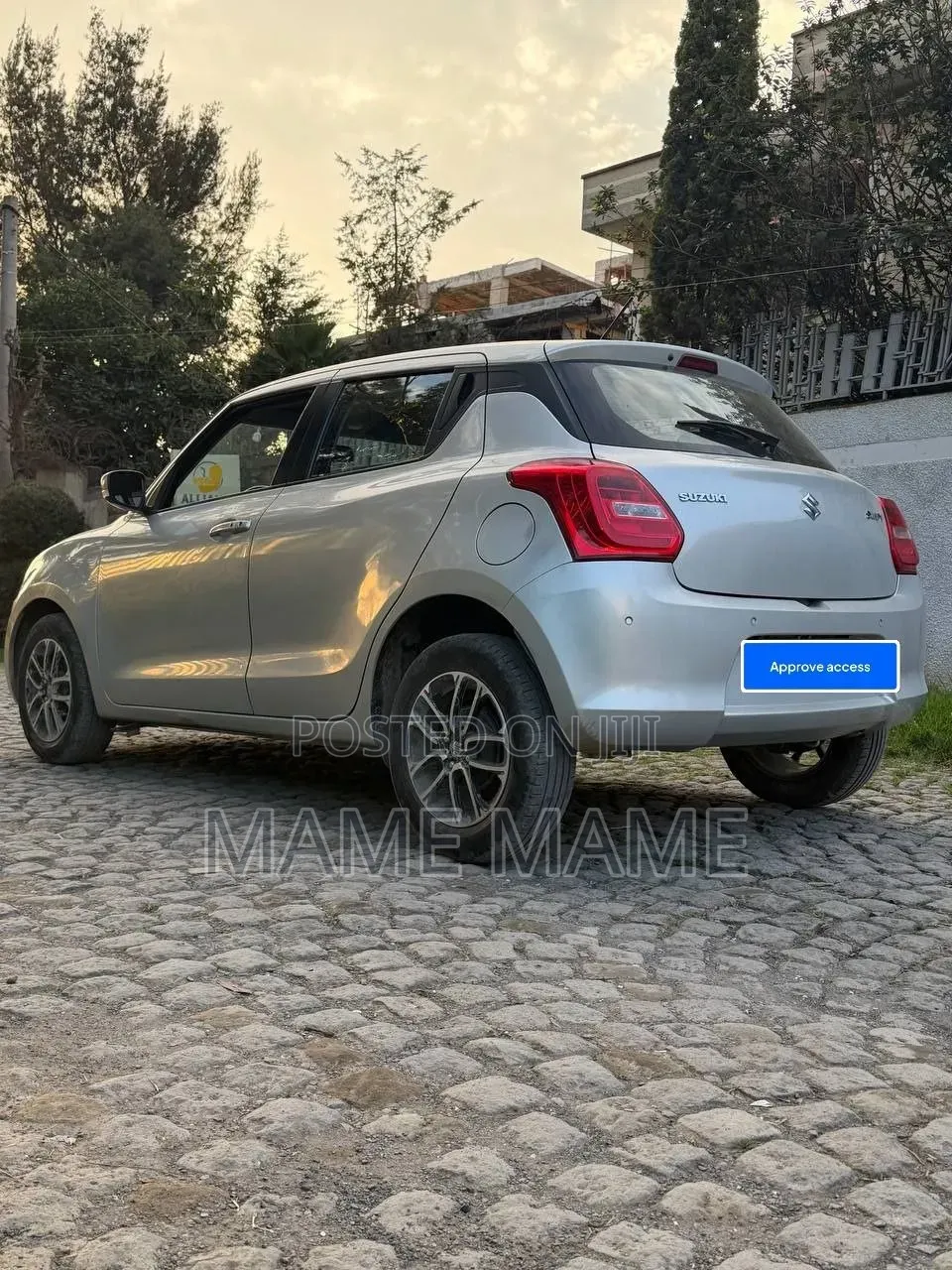 Suzuki Swift 2022 Silver