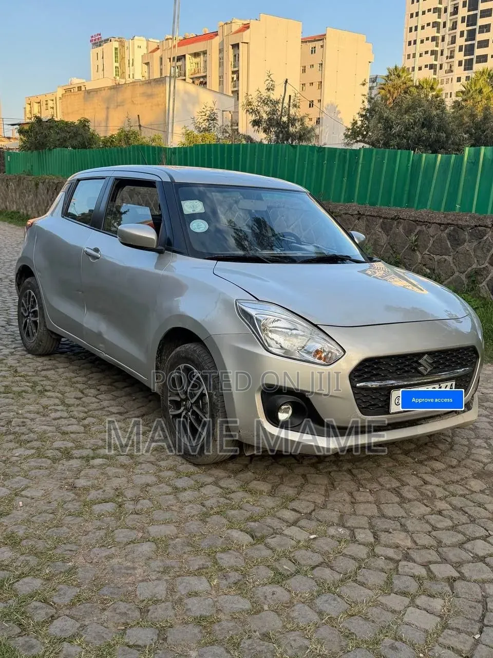 Suzuki Swift 2022 Silver
