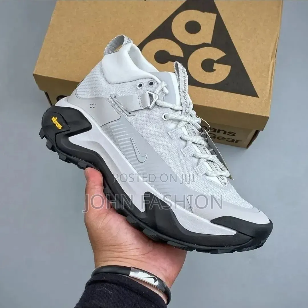 Nike ACG 1