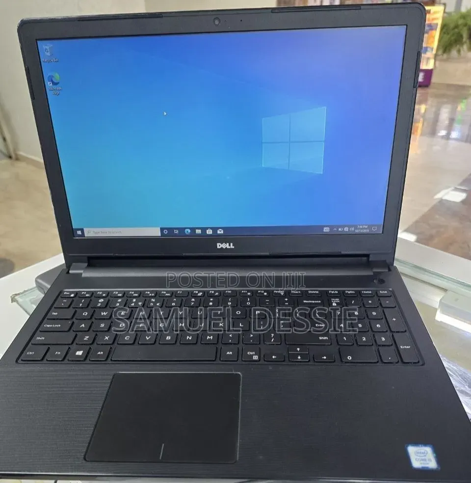 Laptop Dell Latitude 5310 4GB Intel Core i5 HDD 1T