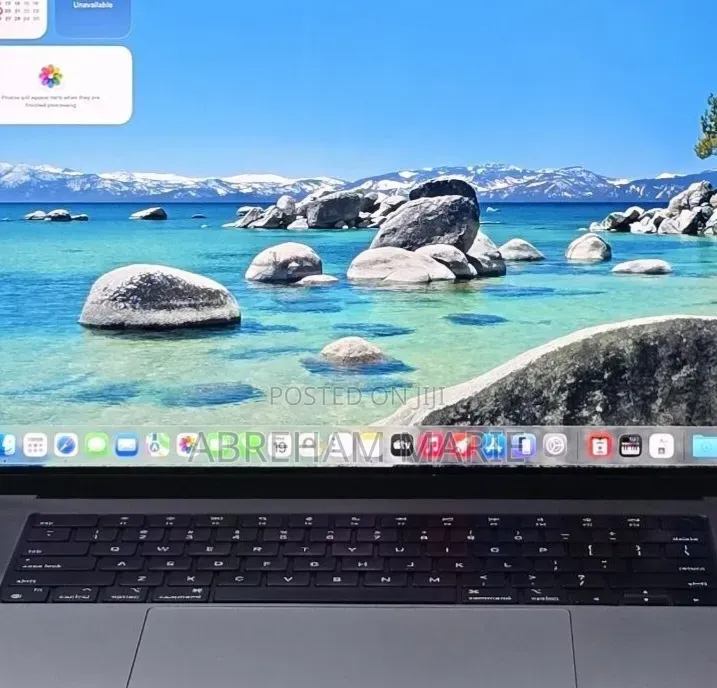 New Laptop Apple MacBook Pro 2023 M2 16GB Apple M2 SSD 512GB