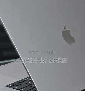 New Laptop Apple MacBook Pro 2023 M2 16GB Apple M2 SSD 512GB