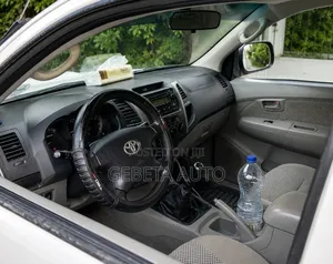 Toyota Hilux 2010
