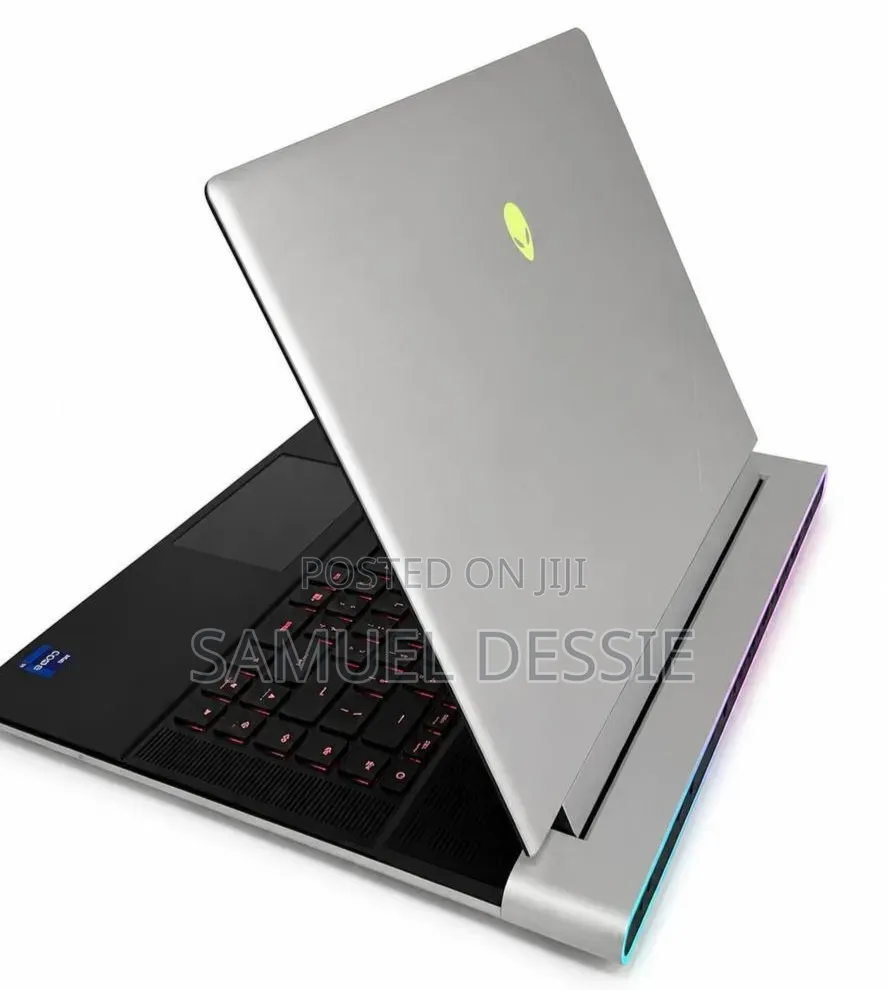 New Laptop Alienware X16 r1 32GB Intel Core i9 SSD 1T