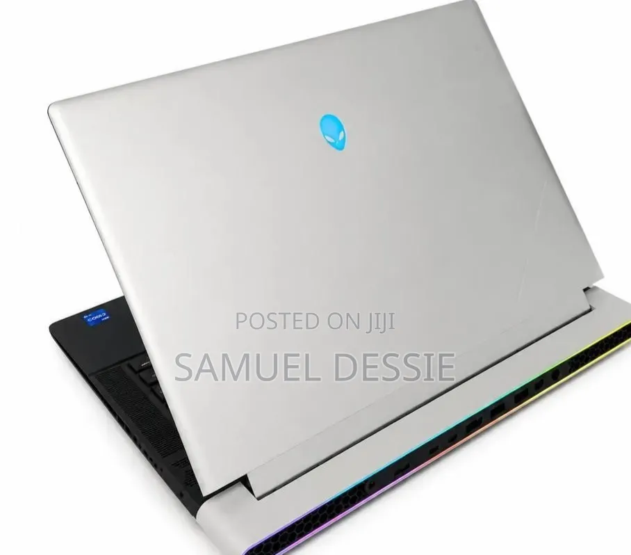 New Laptop Alienware X16 r1 32GB Intel Core i9 SSD 1T