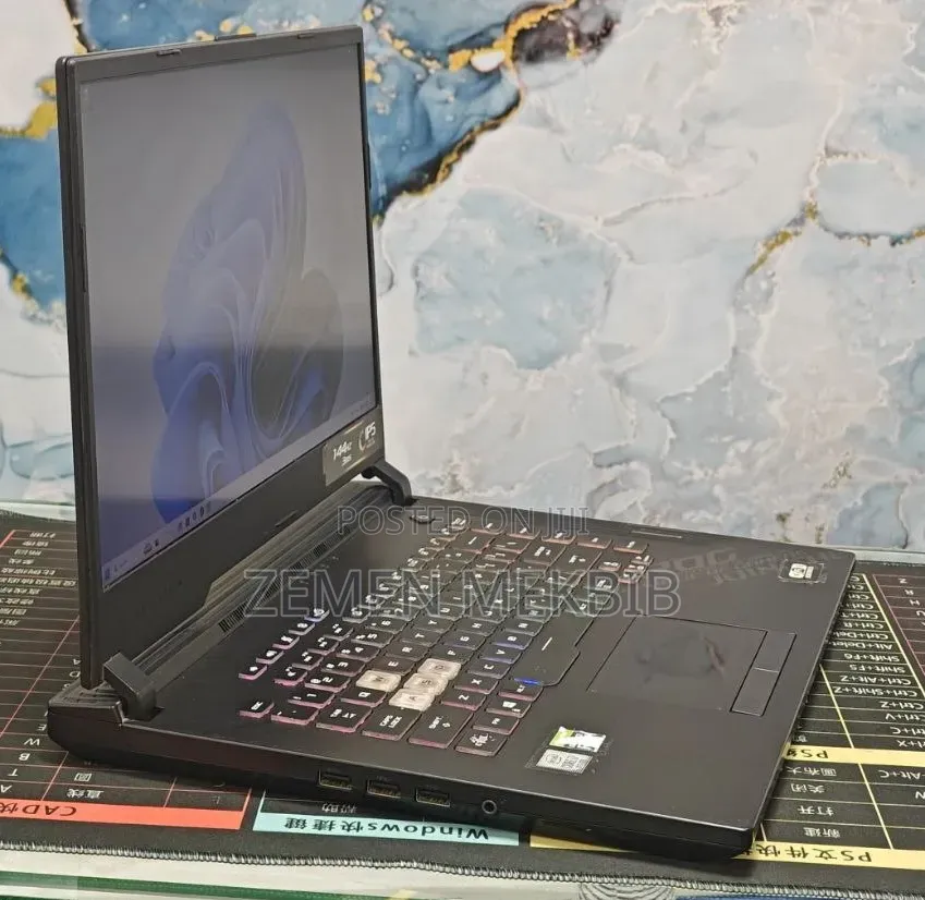 New Laptop Asus ROG Strix G15 16GB Intel Core i7 SSD 512GB