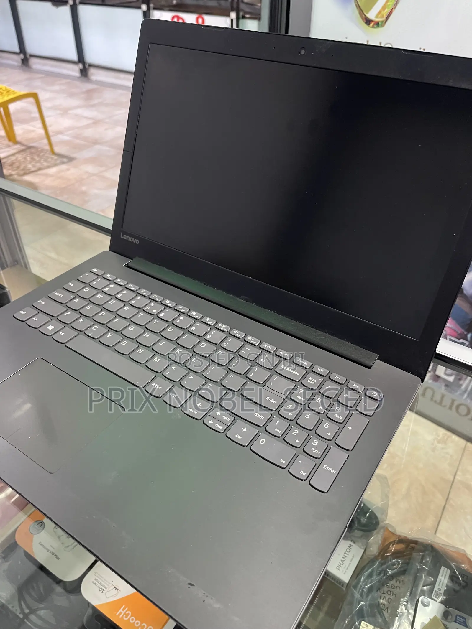 Laptop Lenovo 4GB Intel Core i3 SSD 256GB