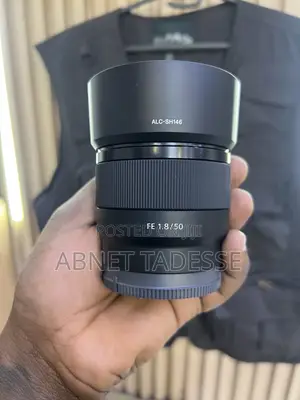 Sony 50mm (1.8) Fixed Lens
