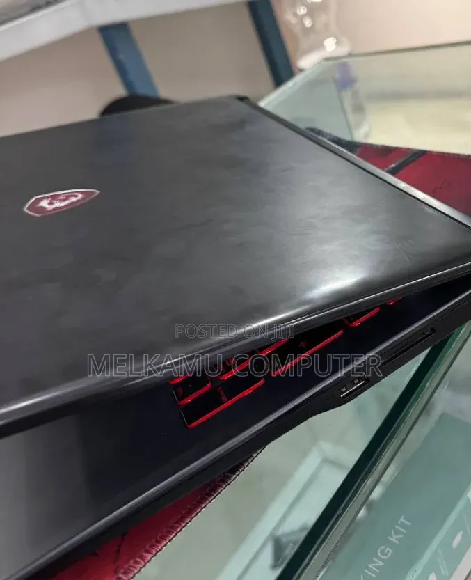 New Laptop MSI GF63 16GB Intel Core i5 SSD 256GB