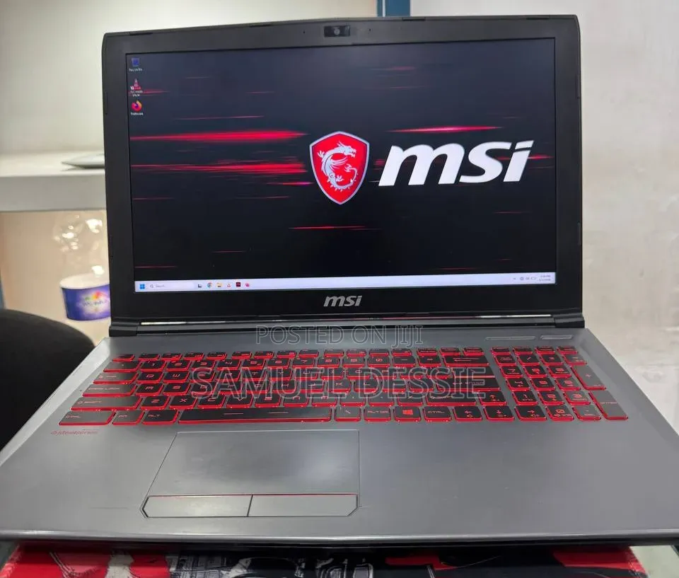 New Laptop MSI 16GB Intel Core i5 SSD 256GB