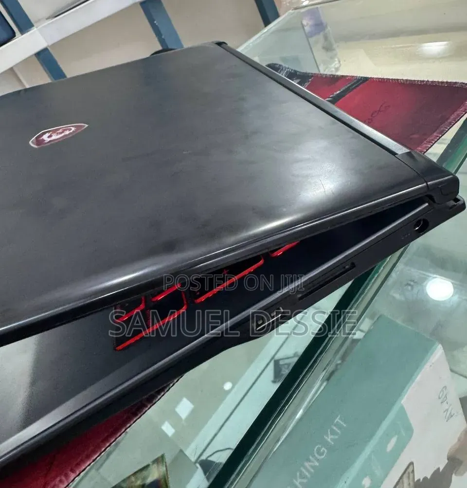 New Laptop MSI 16GB Intel Core i5 SSD 256GB