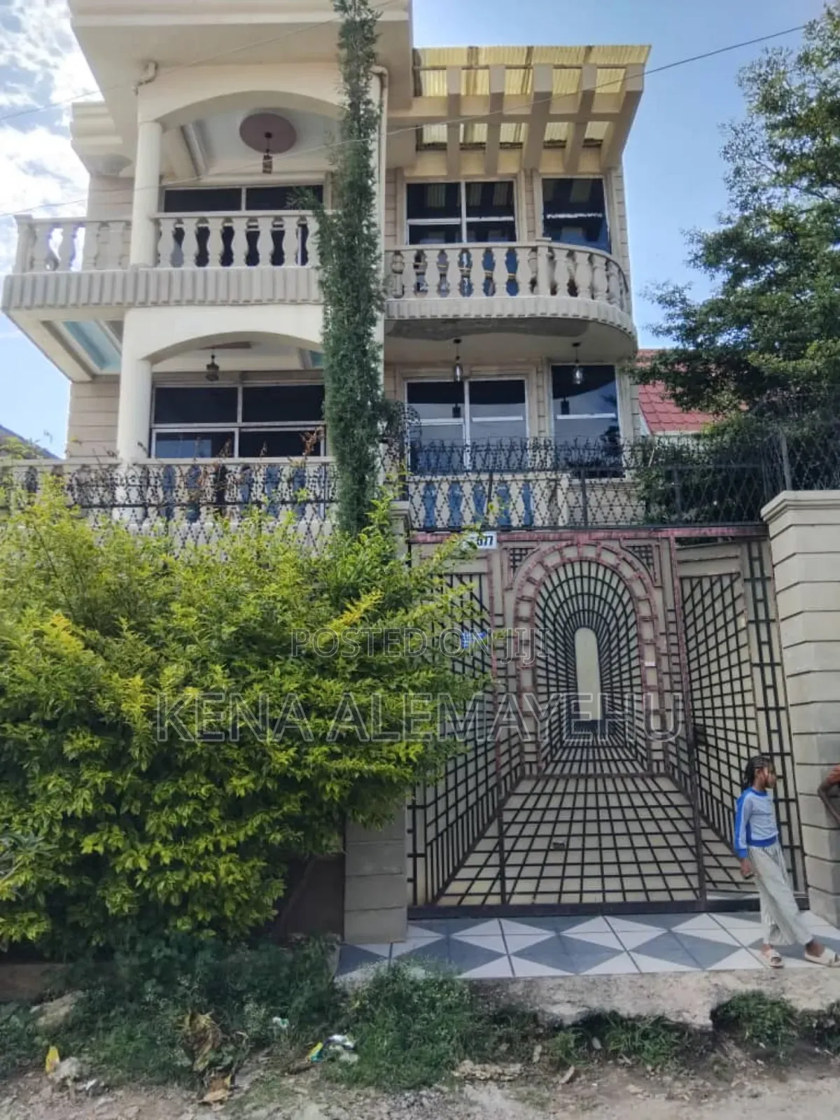 Furnished 5bdrm House in Adama for sale
