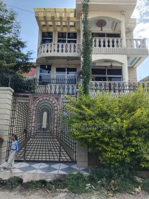 Furnished 5bdrm House in Adama for sale