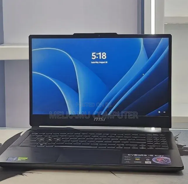 New Laptop MSI Cyborg 15 16GB Intel Core i7 SSD 1T