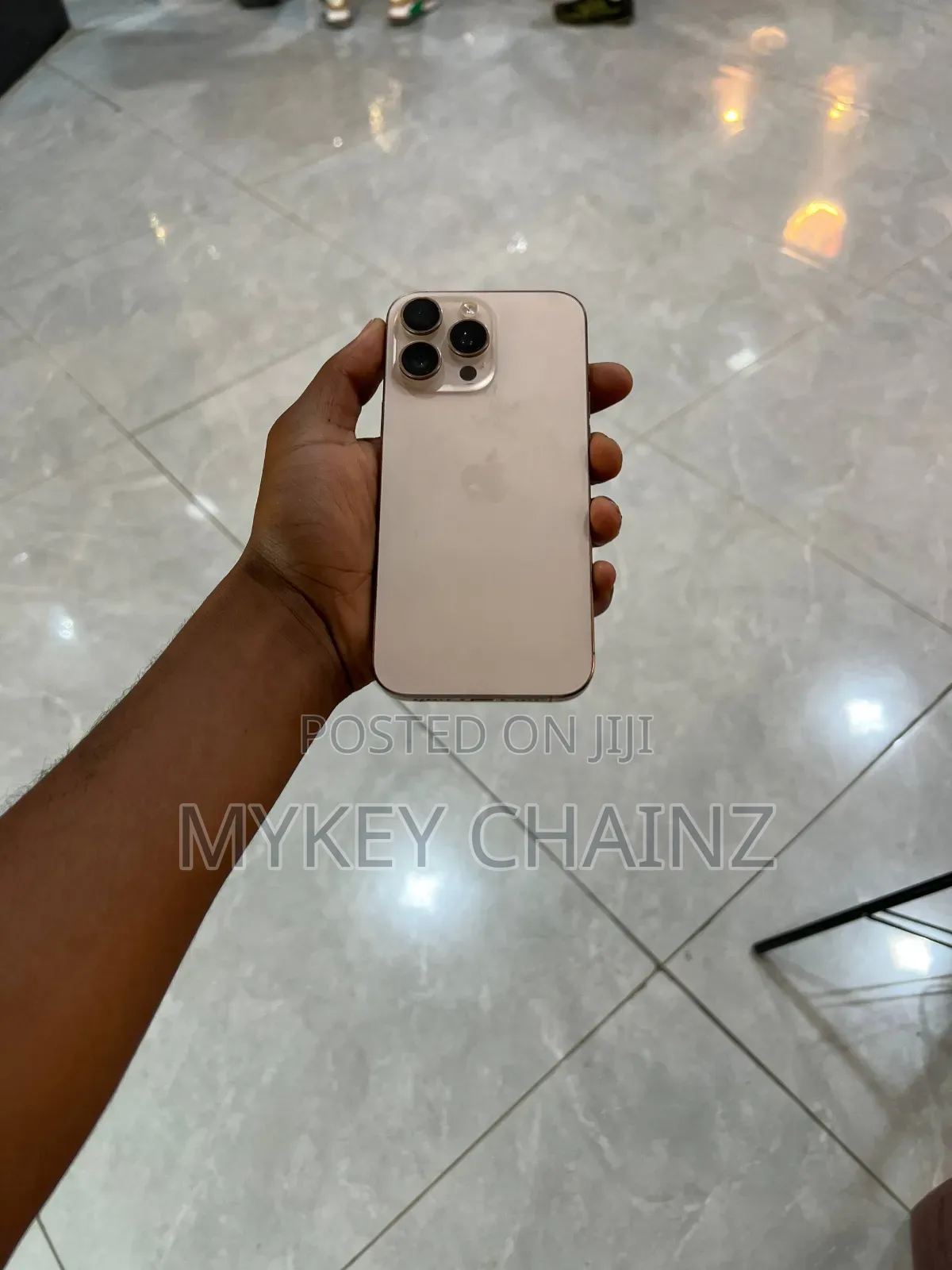 Apple iPhone 16 Pro Max 256 GB Gold