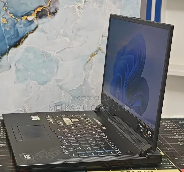 New Laptop Asus ROG Strix G15 16GB Intel Core i7 SSD 512GB