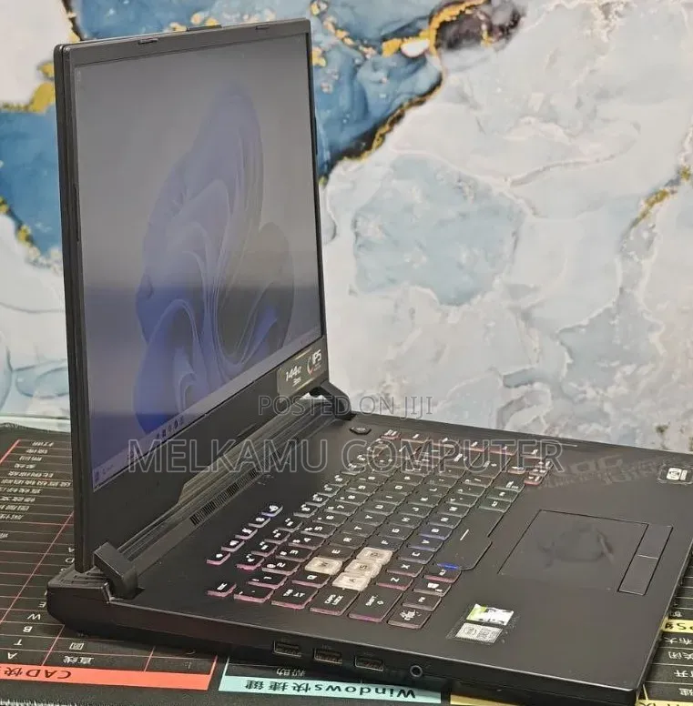New Laptop Asus ROG Strix G15 16GB Intel Core i7 SSD 512GB