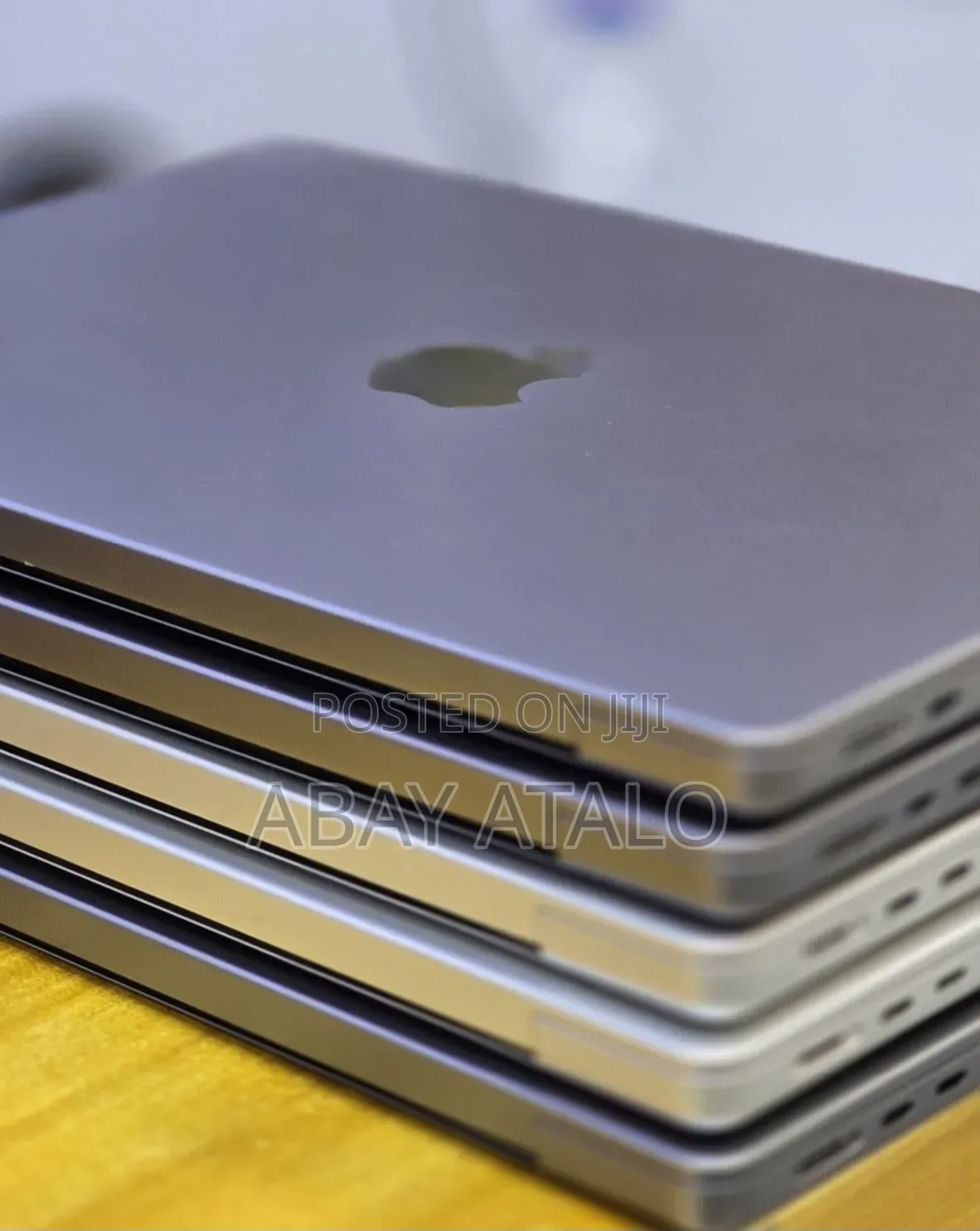 New Laptop Apple MacBook Pro 2021 M1 16GB Apple M1 Pro SSD 1T