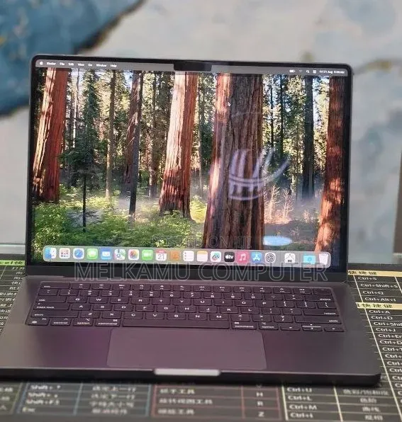 New Laptop Apple MacBook Pro 2024 M4 16GB Apple M1 SSD 512GB