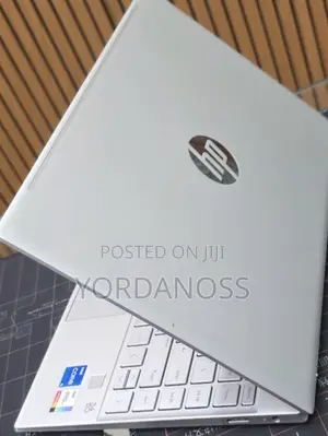 New Laptop HP Pavilion 15 8GB Intel Core i5 SSD 512GB