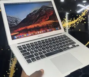 New Laptop Apple MacBook Air 2017 8GB Intel Core i5 SSD 256GB
