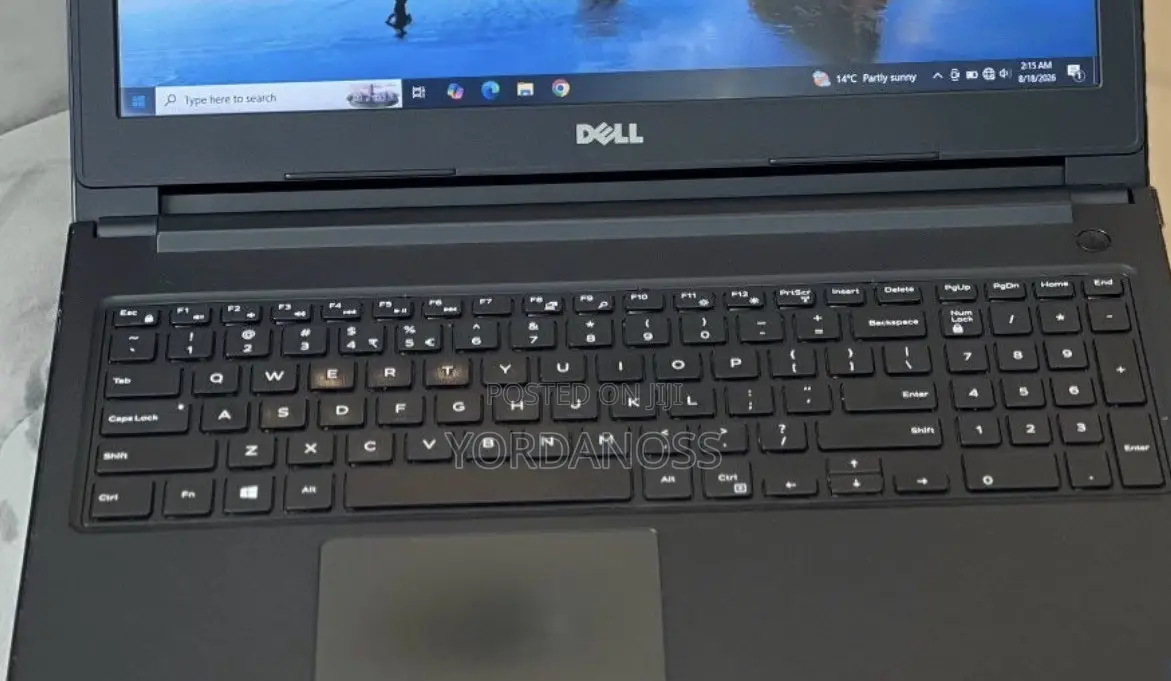 New Laptop Dell Vostro 1015 8GB Intel Core i5 HDD 500GB