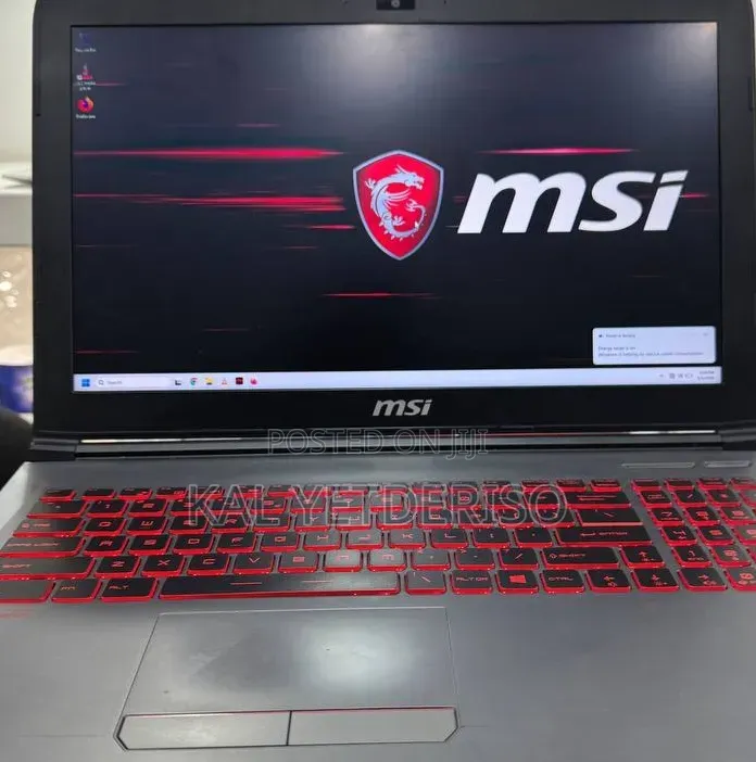 New Laptop MSI 16GB Intel Core i5 SSD 256GB