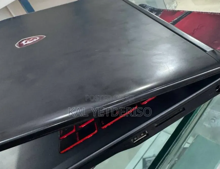 New Laptop MSI 16GB Intel Core i5 SSD 256GB